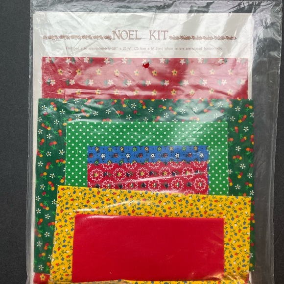 Vintage ‘A Patchwork Kit’ by Yours Truly. Noel. - Picture 3 of 3